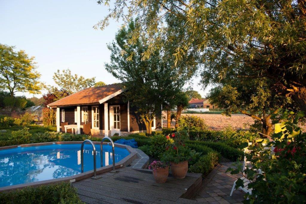 Bed and Breakfast In D'Ouwe Vlaamse Schuur Ossendrecht Exterior foto
